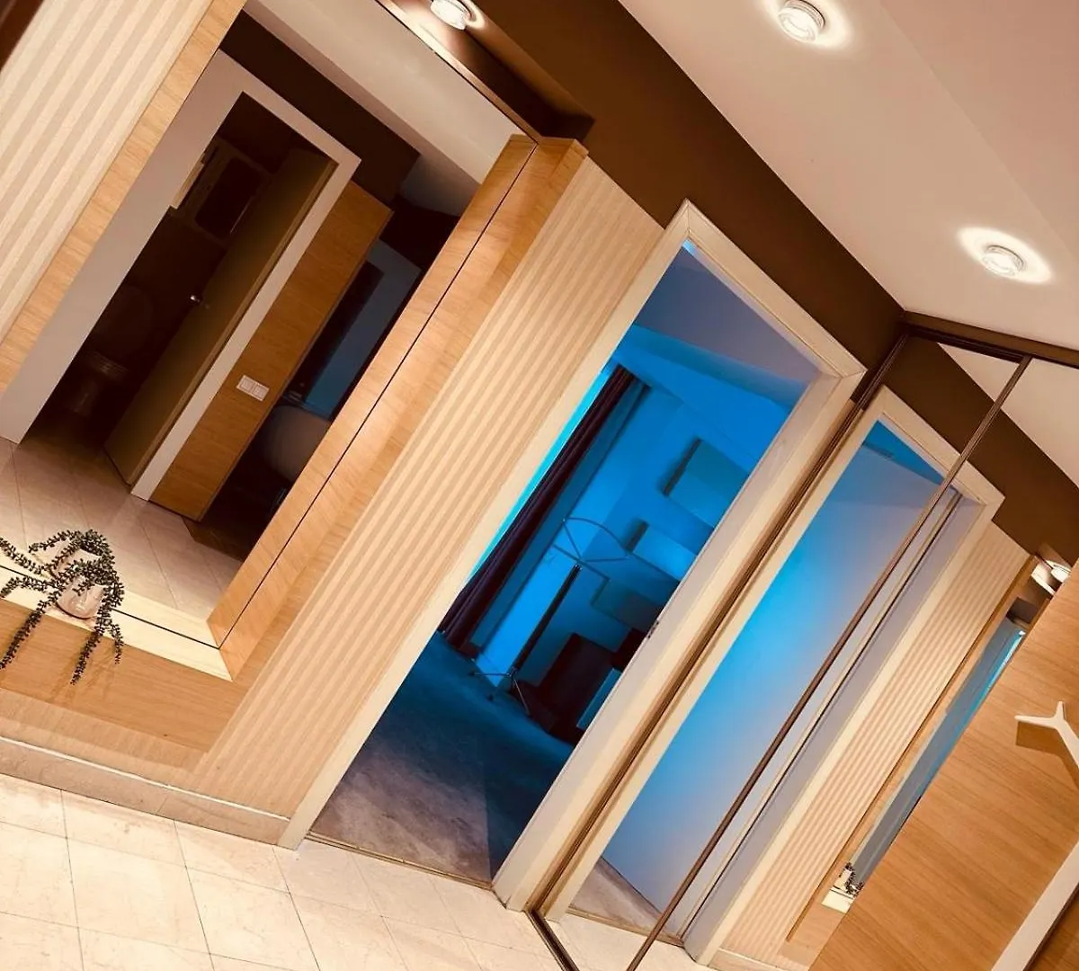 Top Home Residence Unirii Center Bukarest Lägenhet